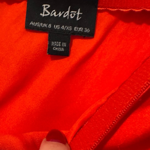 Bardot Vibrant Red skirt - Picture 2 of 2